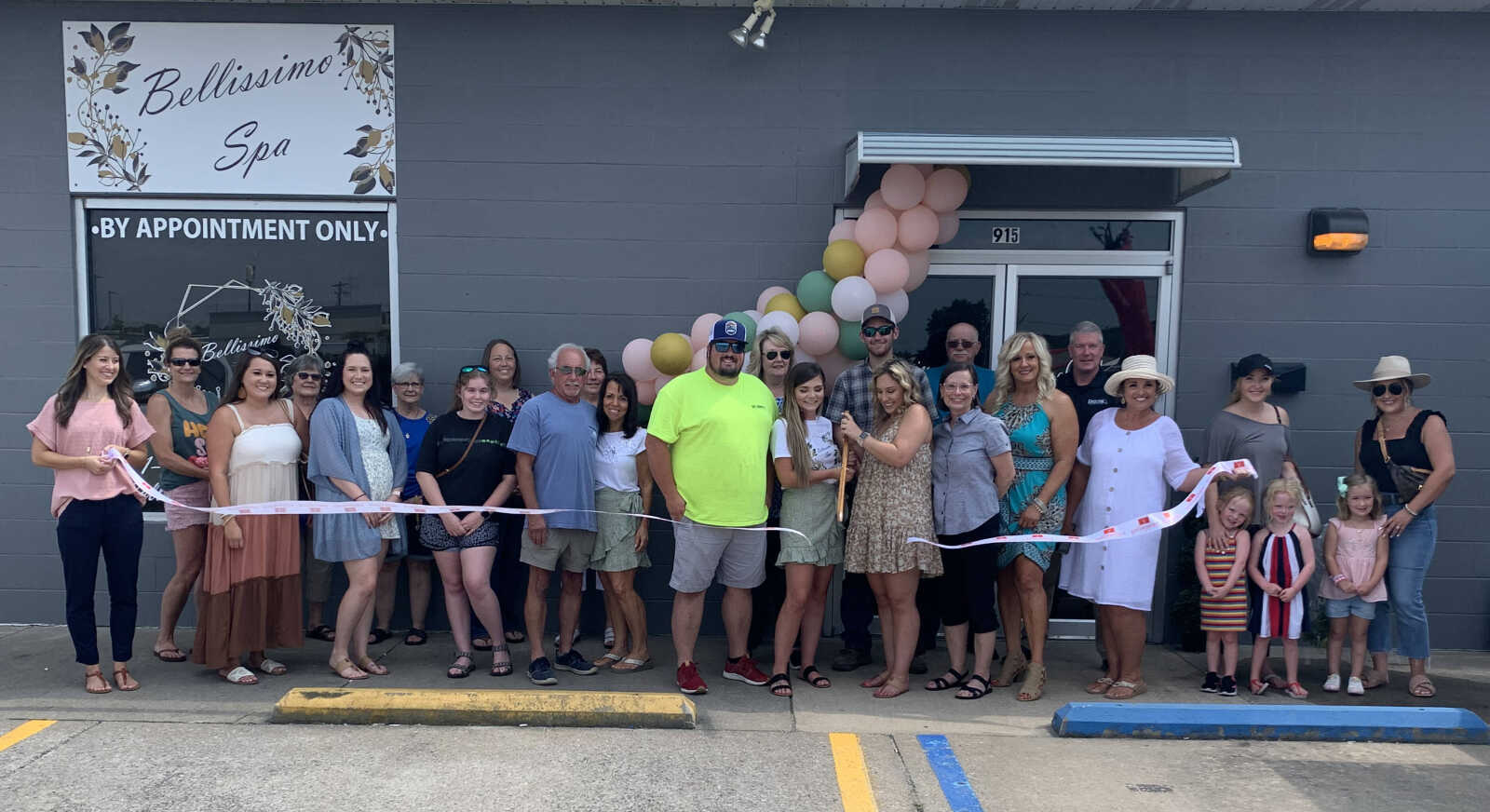 Local News Ribbon cutting at Ballissimo Spa and Peachy Keen